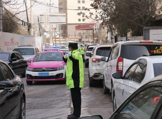 蘭州交警發布清明小長假出行預判這些路段易擁堵